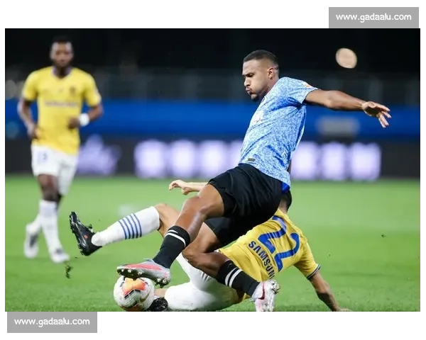 足球比赛无插件高清流畅在线观看全平台实时精彩呈现赛事覆盖广泛 - 副本 (10) - 副本 - 副本